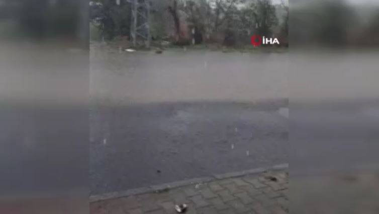 Yurdum insanı fırsatı kaçırmadı! Yağmur suyu ile aracını yıkadı - Resim: 6